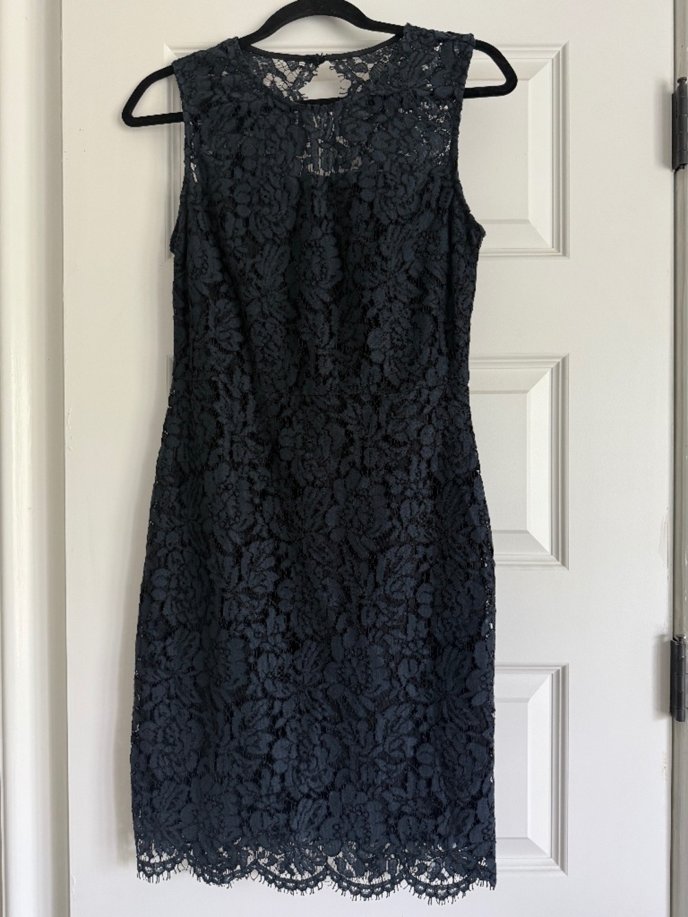 anana Republic Lace Sheath Dress Size 2 Navy Blue & Black Cocktail Elegant
